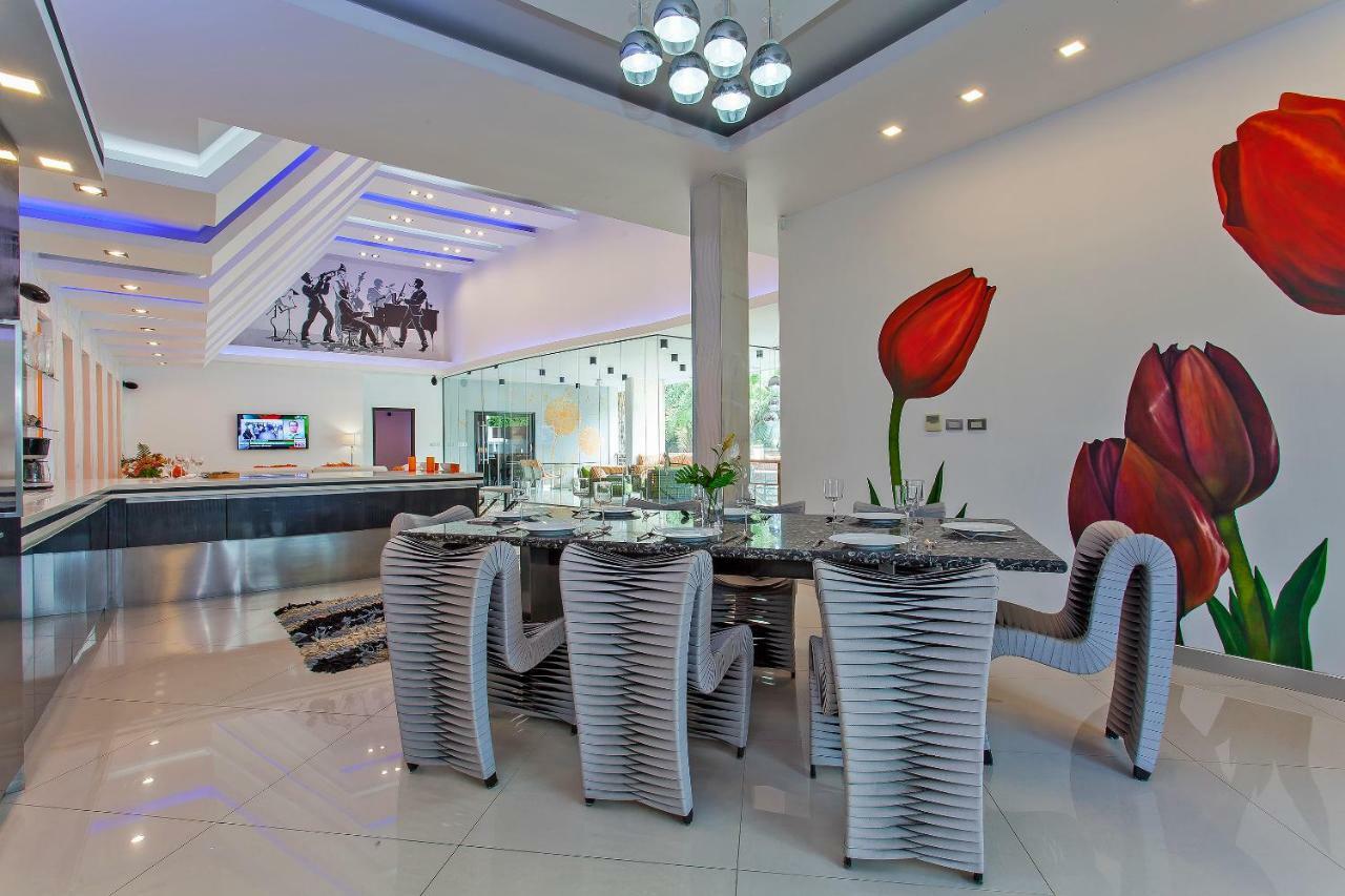 Royale Grand Villa Pattaya Exterior photo