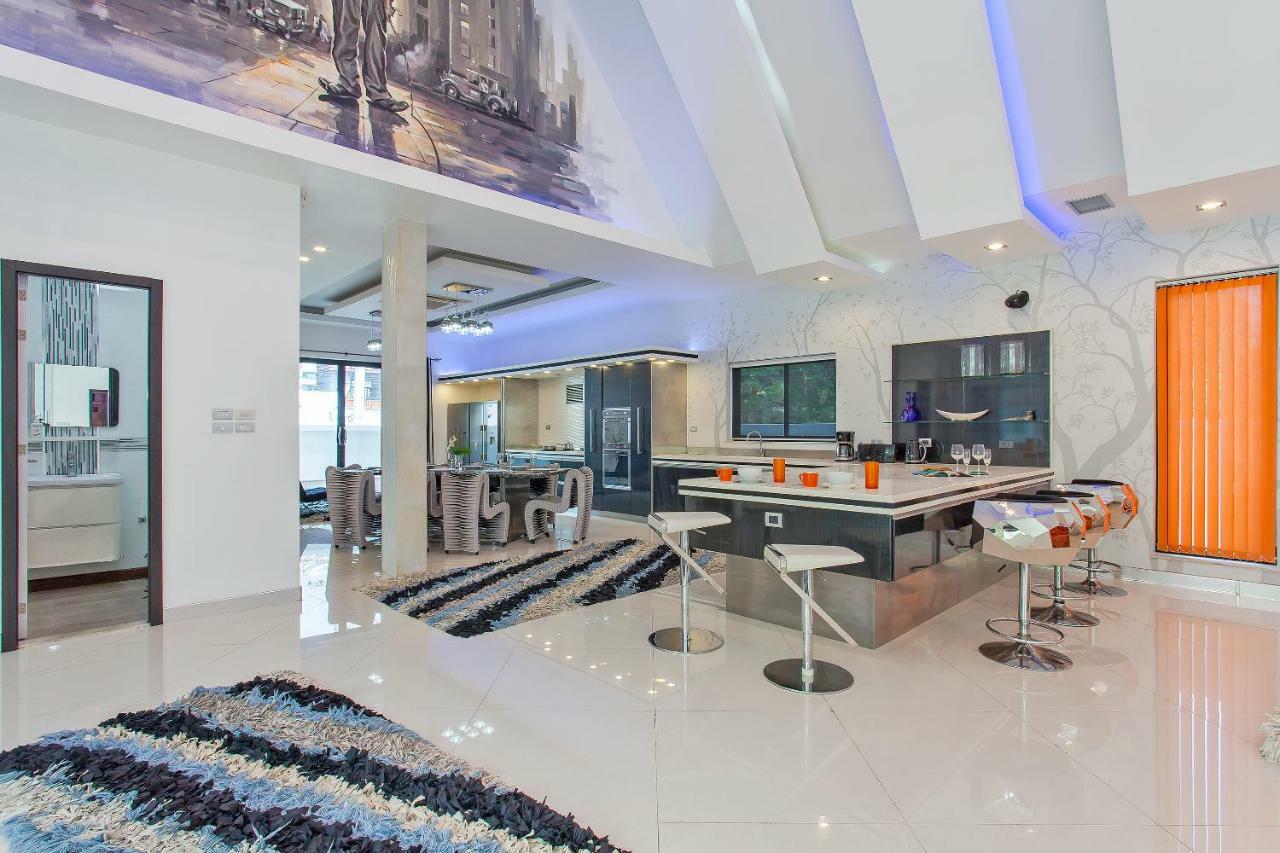 Royale Grand Villa Pattaya Exterior photo