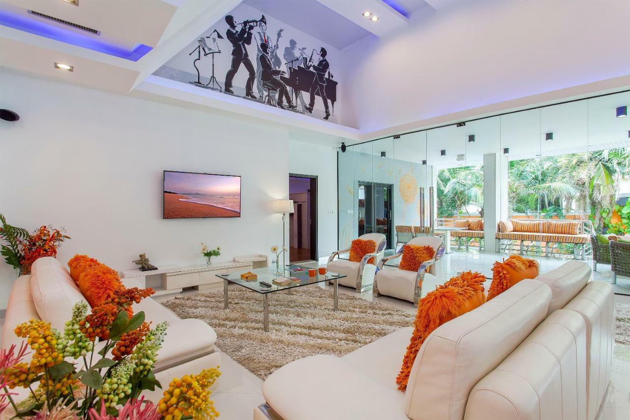 Royale Grand Villa Pattaya Exterior photo