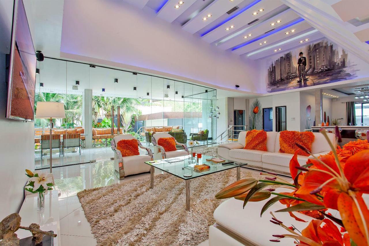Royale Grand Villa Pattaya Exterior photo
