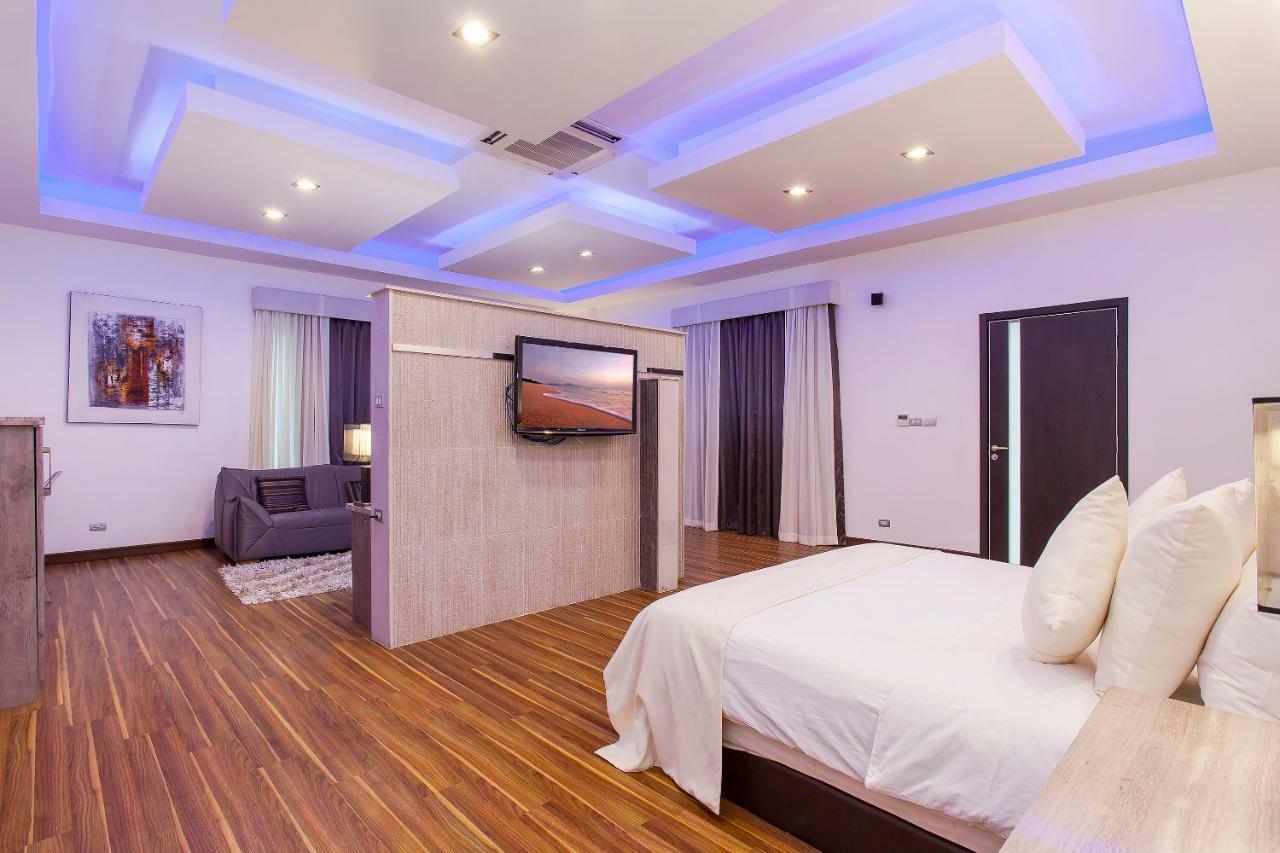 Royale Grand Villa Pattaya Exterior photo